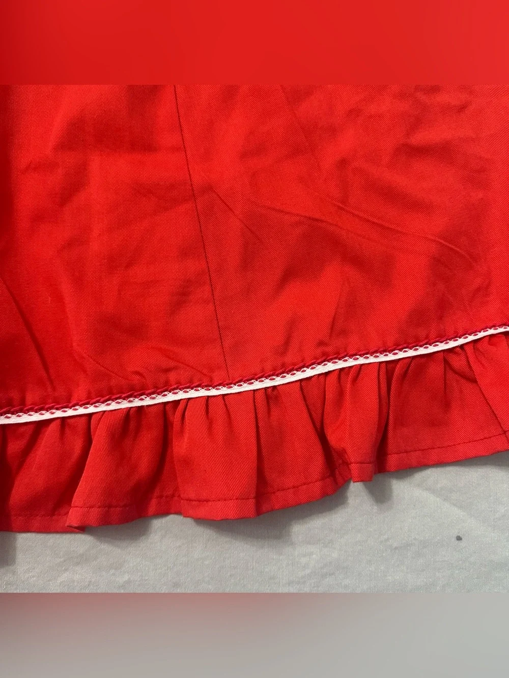 C&A Vintage/Retro Red/White Waist Apron with Pockets, One Size Coattagecore